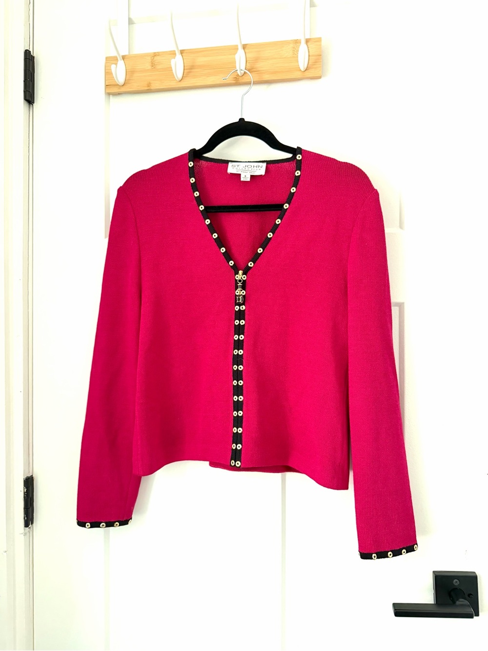 The vibrant pink ST JOHN collection sweater size 6 - Picture 1 of 7